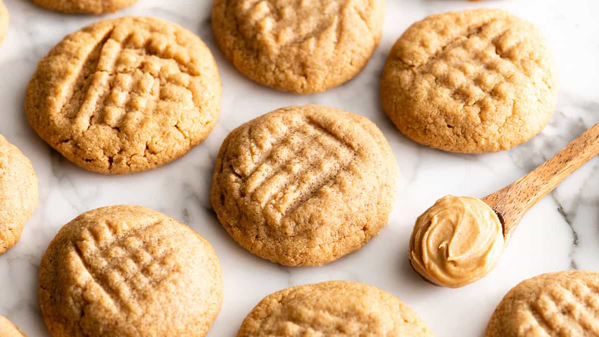 Effortless Gluten-Free Flourless Peanut Butter Cookies